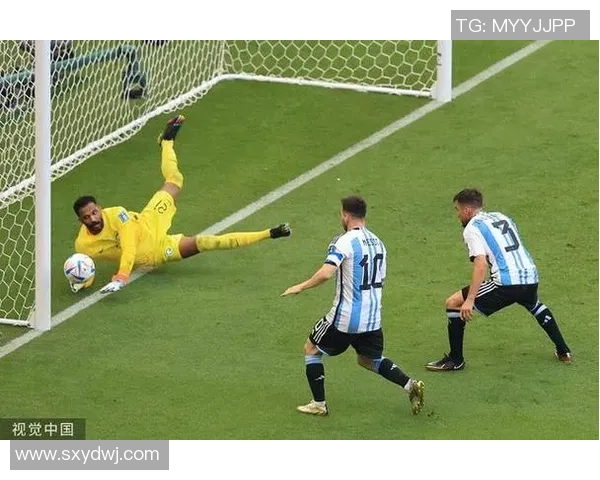 足球扑球最多的球员是谁他如何打破这一纪录成为传奇守门员